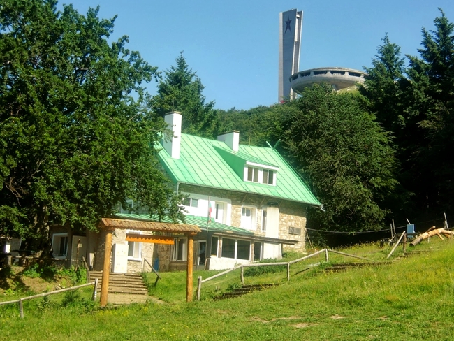 Хижа “Бузлуджа (Стара)”