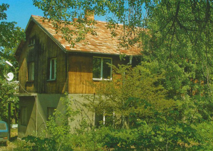 Хижа “Минзухар”<br/> <span class='hut-category'>Номинирана от Публична номинация</span><br/><a href='https://www.360mag.bg/posts/146806' target='_blank'><i class="fa fa-info-circle" aria-hidden="true"></i> Виж повече</a>